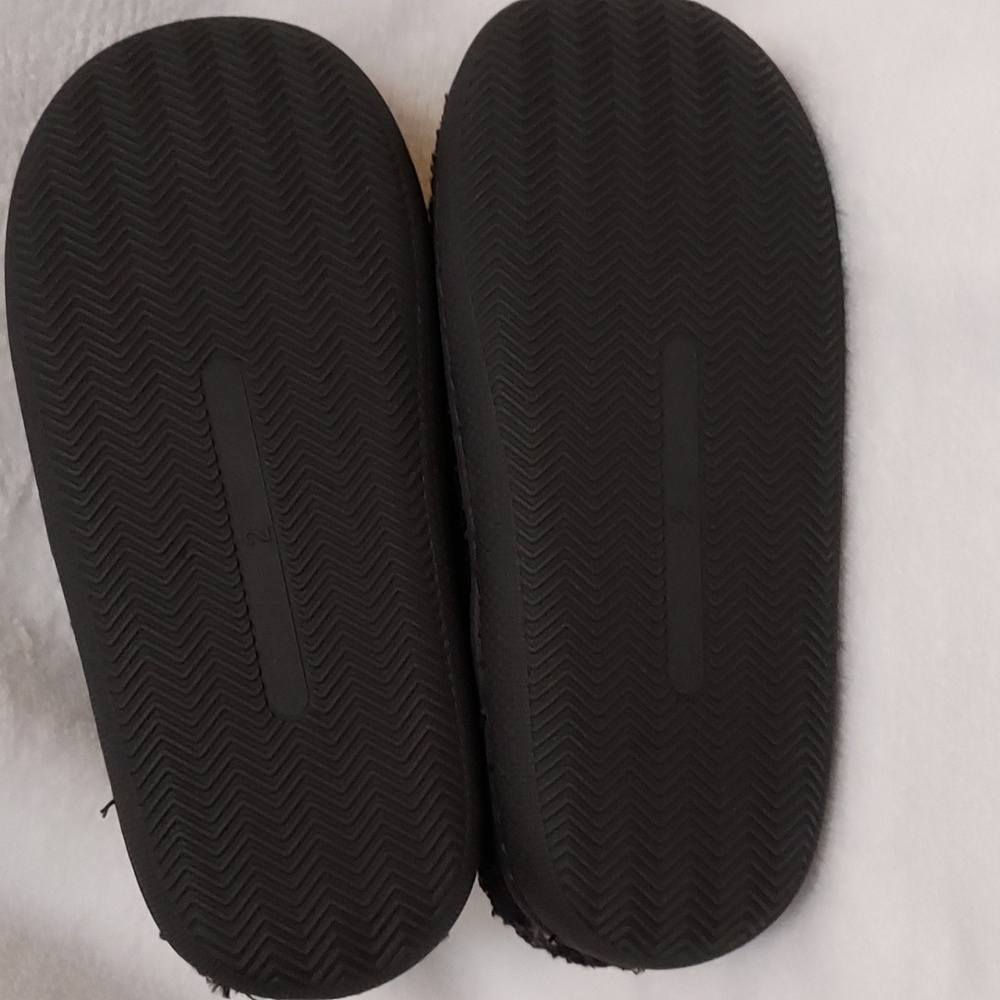 S + R Kids Slippers - Picture 4 of 11